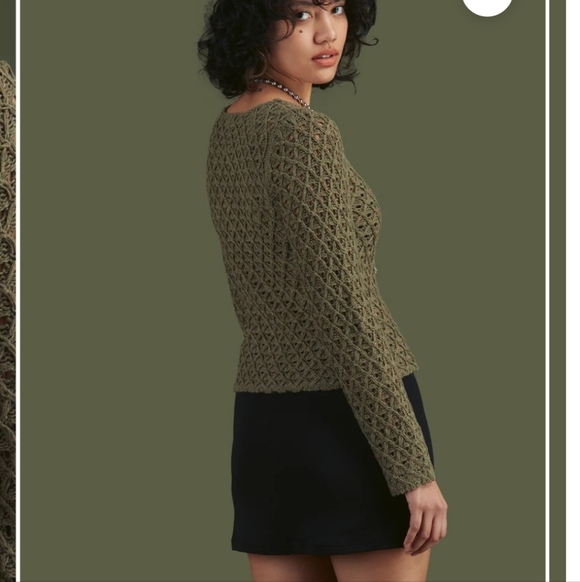 Unif Garden Sweater Crotchet Flower Button Size M - Picture 3 of 10